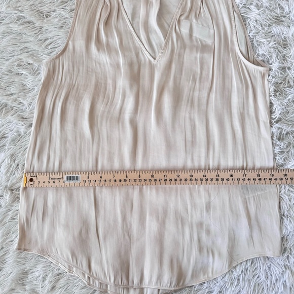 Banana republic size medium. - Picture 14 of 16